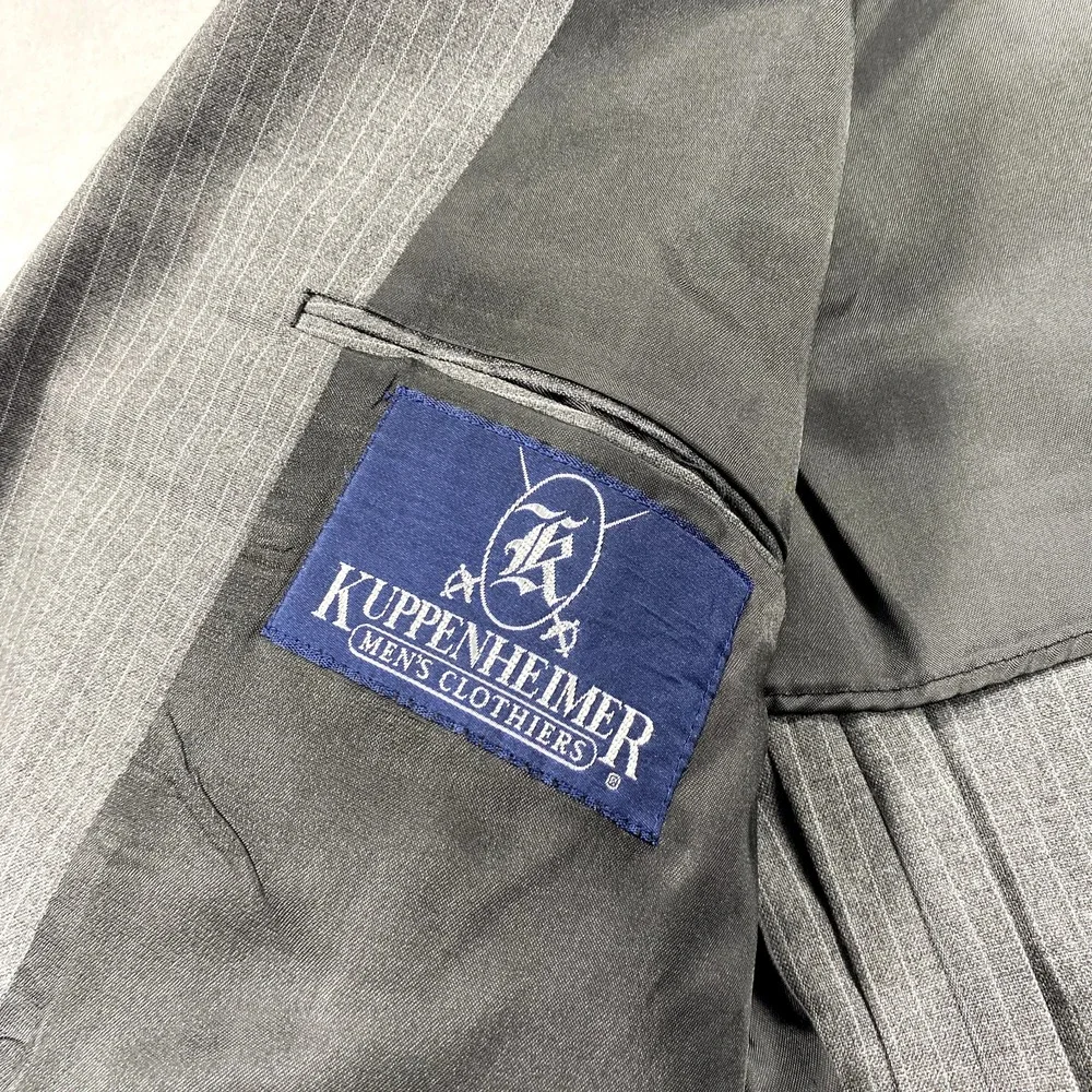 VINTAGE Kuppenheimer Blazer Mens 44R Gray Striped Wool Suit‎ Jacket Sport Coat